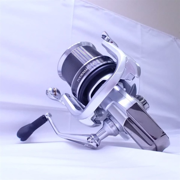 １８トーナメントサーフ３５ＱＤ